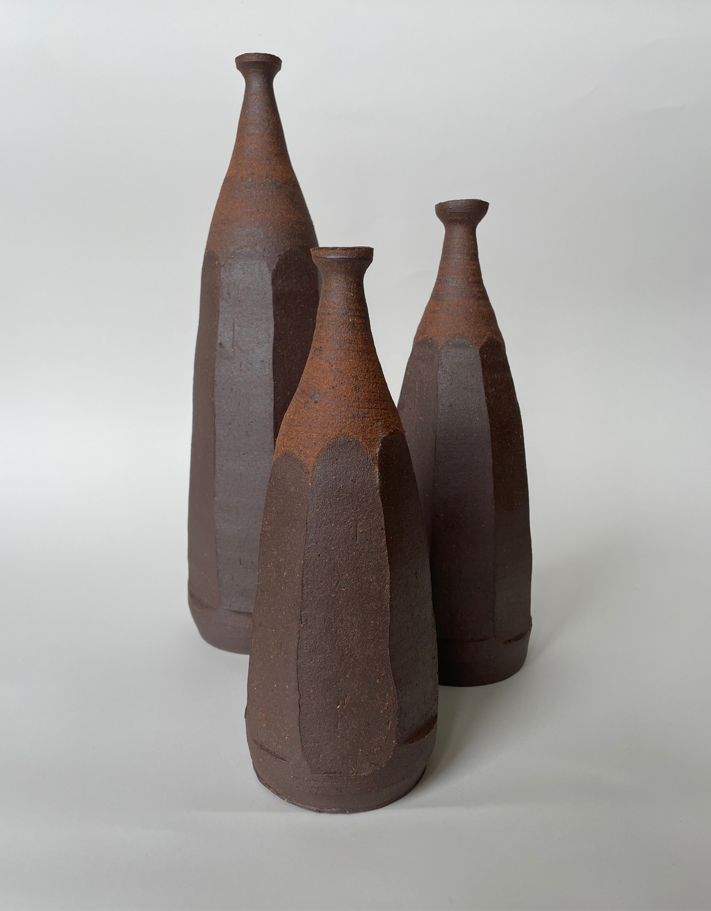 Faceted bottle-short