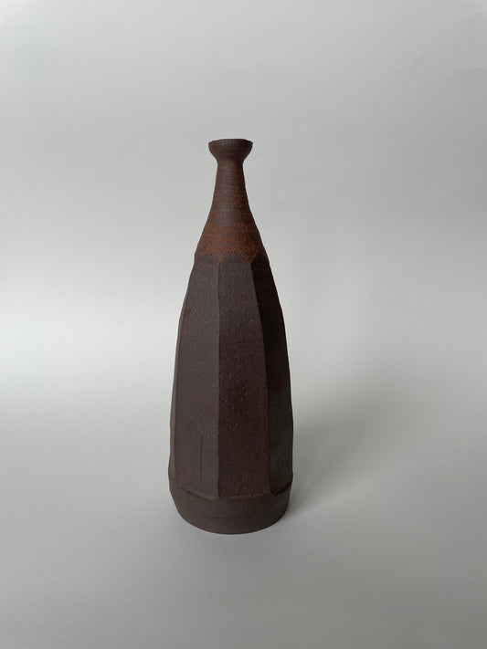 Faceted bottle-medium